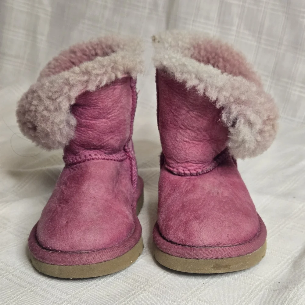 UGG Kids Bailey Button II Suede Chestnut Toddler Girls‎ Boots Size 6 Pink GUC